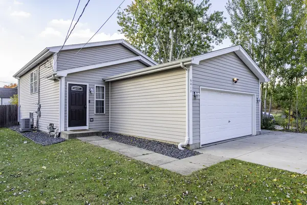 6012 240th AVE, Paddock Lake, WI 53168