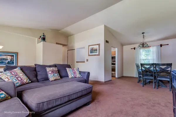 8315 Ramble RD, Wonder Lake, IL 60097