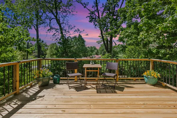 407 G H Baker DR, Urbana, IL 61801