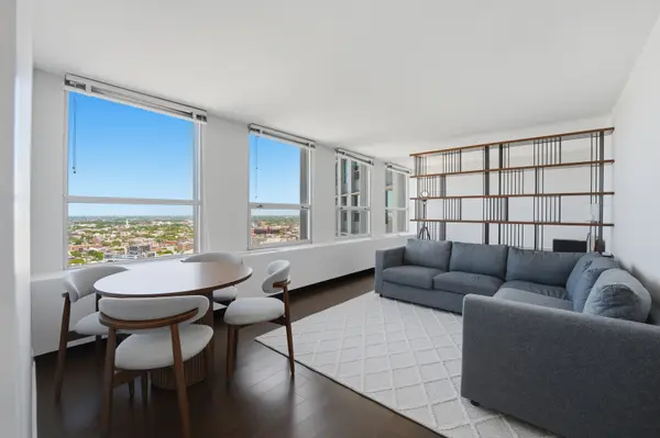 2626 N LAKEVIEW AVE #3206, Chicago, IL 60614