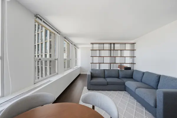 2626 N LAKEVIEW AVE #3206, Chicago, IL 60614