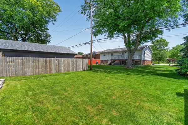 18525 Bock RD, Lansing, IL 60438