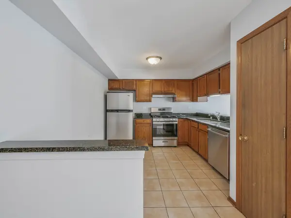 804 N Tamarac BLVD, Addison, IL 60101