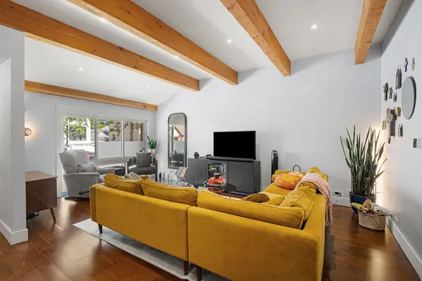 5364 N Normandy AVE, Chicago, IL 60656
