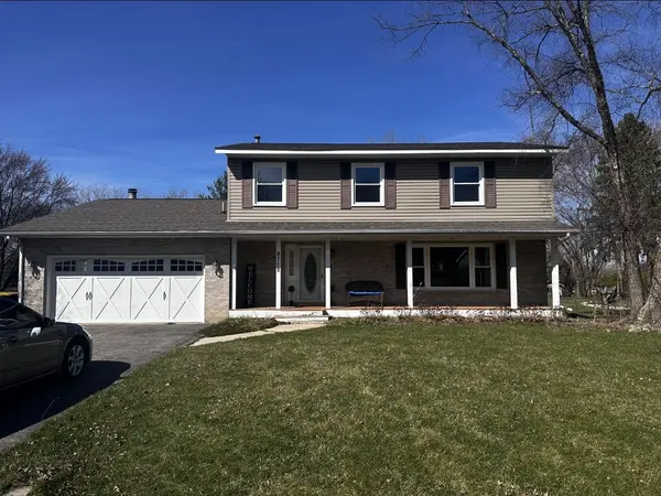 8718 Burton RD, Wonder Lake, IL 60097