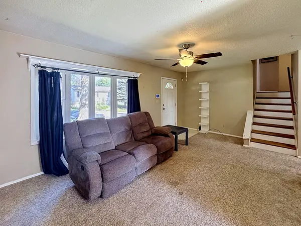 2507 N Hazelwood AVE, Davenport, IA 52804