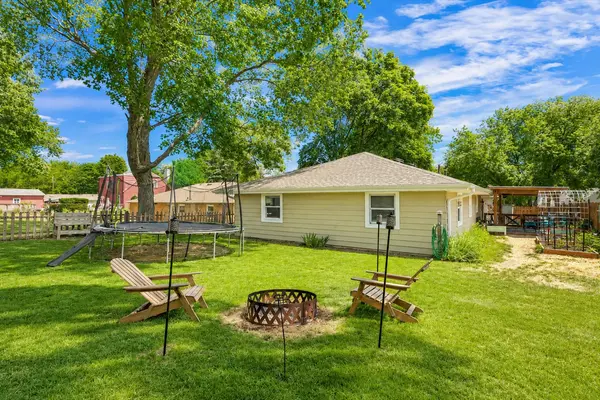 321 Ingleside AVE, Aurora, IL 60506