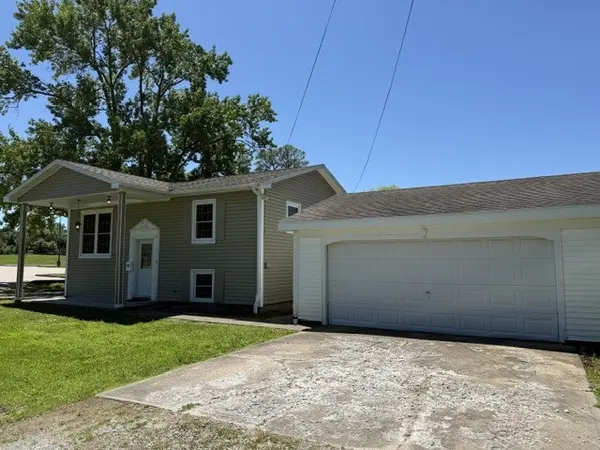 303 Prentice ST, Carterville, IL 62918