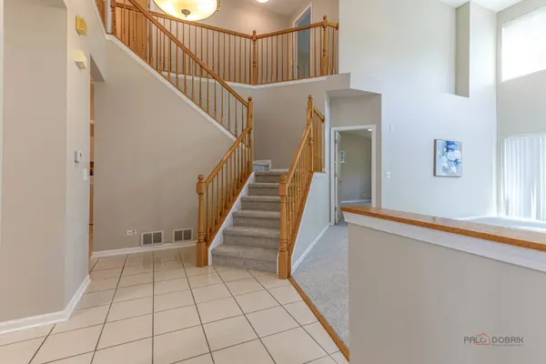118 Bay DR, Itasca, IL 60143