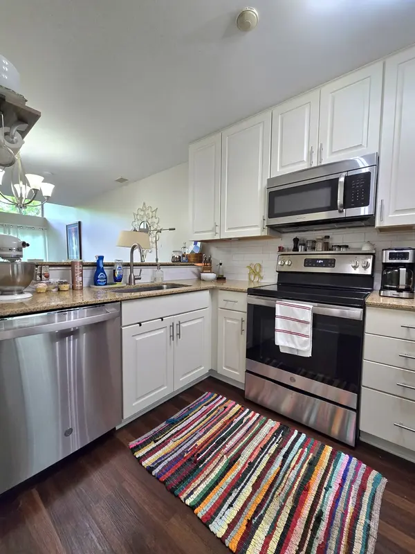 5961 Meadow DR #161-F, Lisle, IL 60532