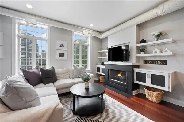 636 N Racine AVE #3S, Chicago, IL 60642