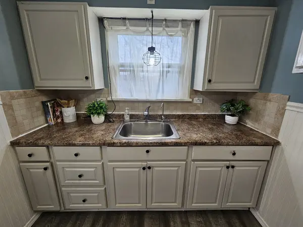 39101 N Walnut ST, Lake Villa, IL 60046