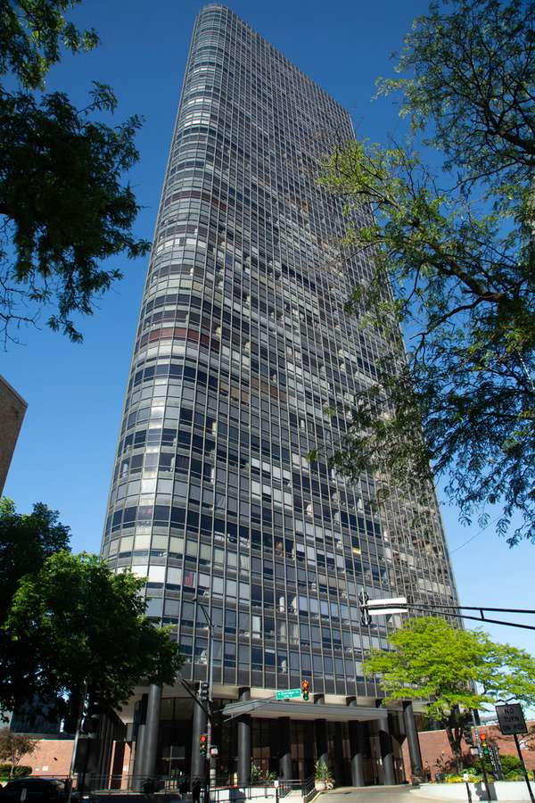 5415 N Sheridan RD #1601, Chicago, IL 60640