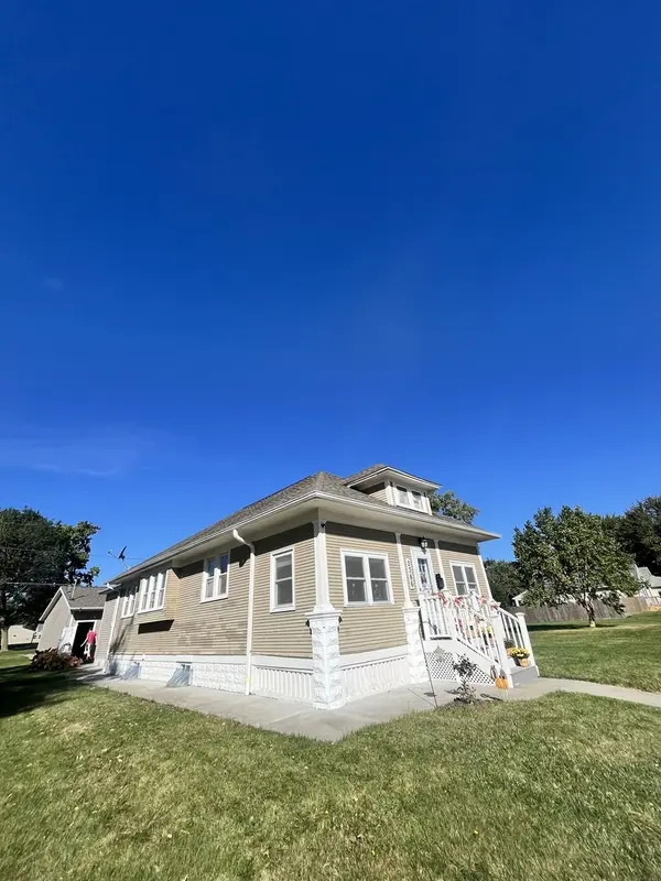 2386 Chancy ST, Clinton, IA 52732
