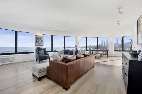 155 N HARBOR DR #212-213, Chicago, IL 60601