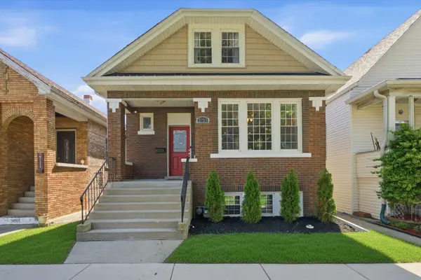 2713 Highland AVE, Berwyn, IL 60402