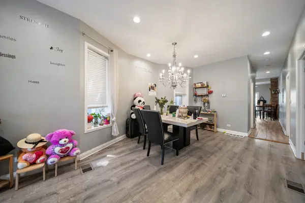 5208 W Washington BLVD, Chicago, IL 60644