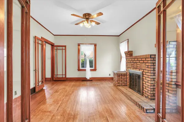 213 W Oak ST, Fairbury, IL 61739