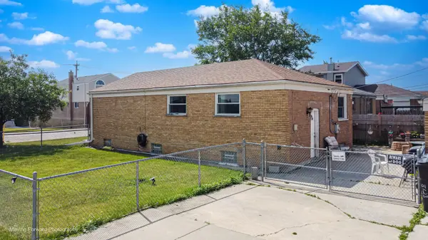 8128 S Komensky AVE, Chicago, IL 60652