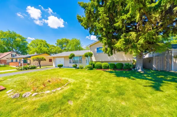 380 Barron BLVD, Grayslake, IL 60030
