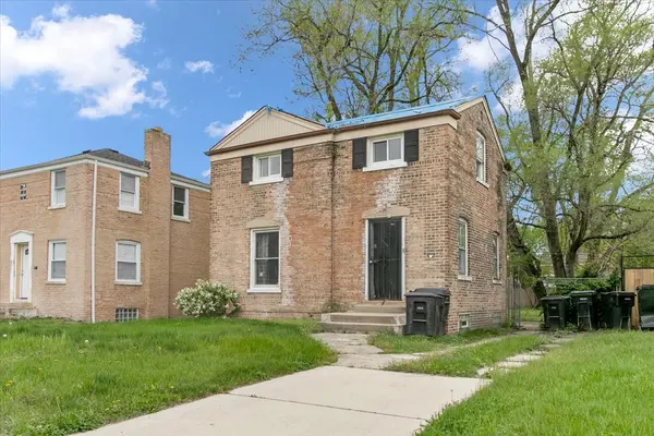 9846 S Calhoun AVE, Chicago, IL 60617