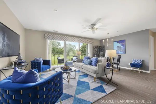 1115 Royal St George DR #206, Naperville, IL 60563