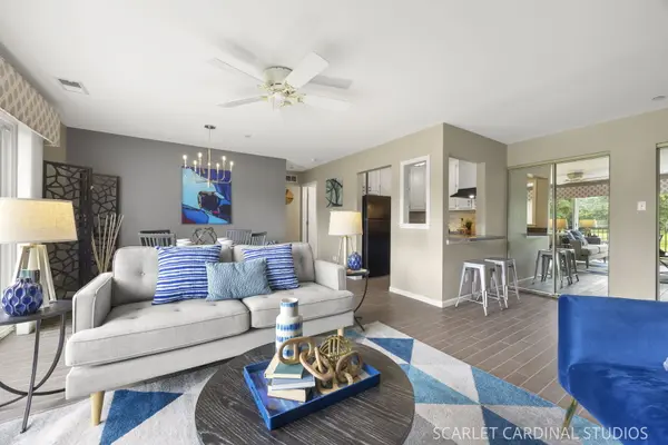 1115 Royal St George DR #206, Naperville, IL 60563