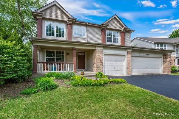 2896 Davenport DR, West Chicago, IL 60185