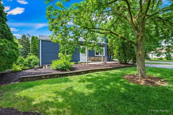 51 W Harrison RD, Lombard, IL 60148