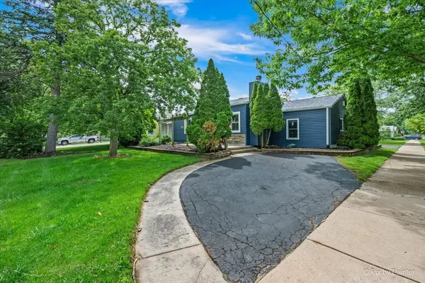 51 W Harrison RD, Lombard, IL 60148