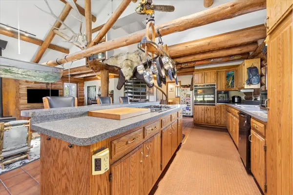 11330 Dineff RD, Lemont, IL 60439