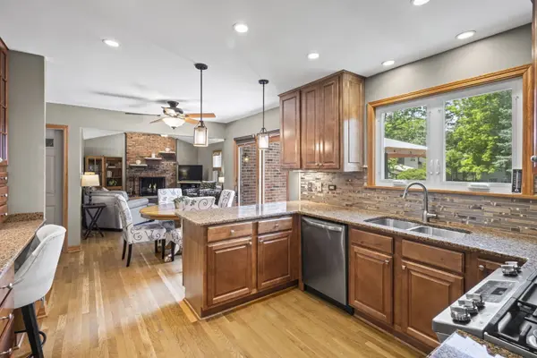 Address not disclosed, Downers Grove, IL 60516