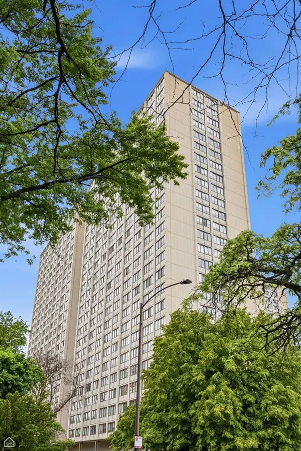4850 S Lake Park AVE #1009B, Chicago, IL 60615