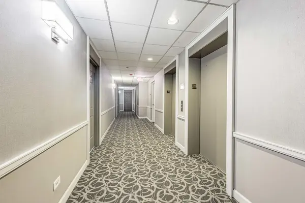 340 W Superior ST #1006, Chicago, IL 60654