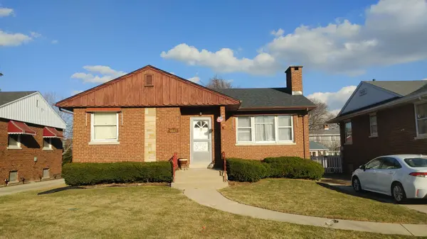 2237 Sunnyside AVE, Westchester, IL 60154