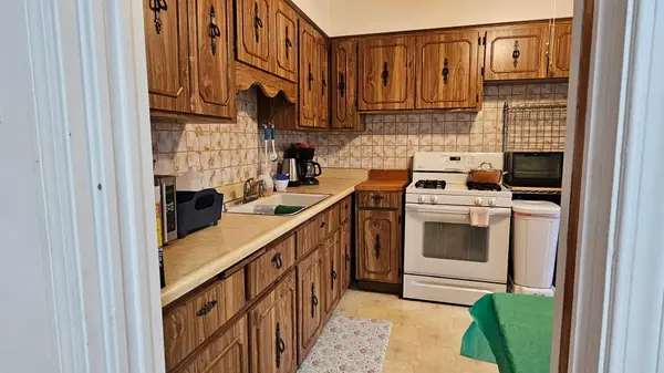 2237 Sunnyside AVE, Westchester, IL 60154