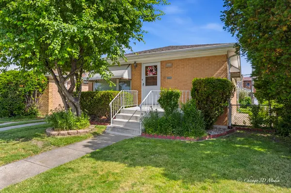 6244 W Foster AVE, Chicago, IL 60630