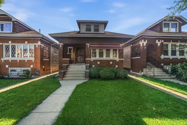 1641 Ridgeland AVE, Berwyn, IL 60402