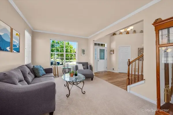 9145 Sawyer ST, Huntley, IL 60142