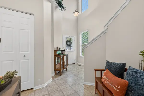 1688 Yellowstone CT #47, Crystal Lake, IL 60014