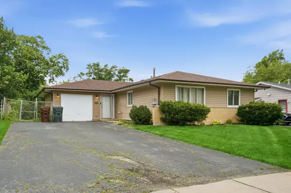 17790 HARVARD LN, Country Club Hills, IL 60478