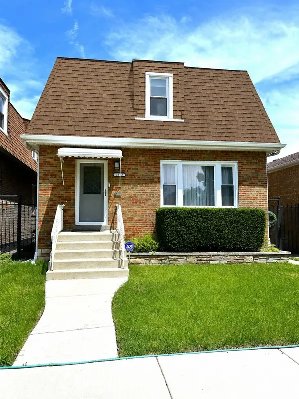3912 W Marquette RD, Chicago, IL 60629