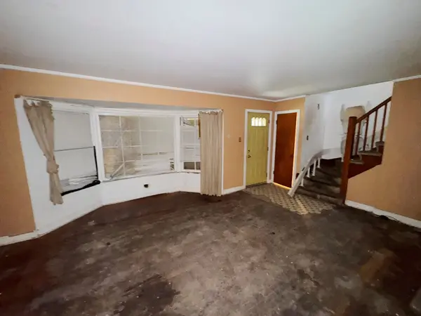 9036 S Harper AVE, Chicago, IL 60619
