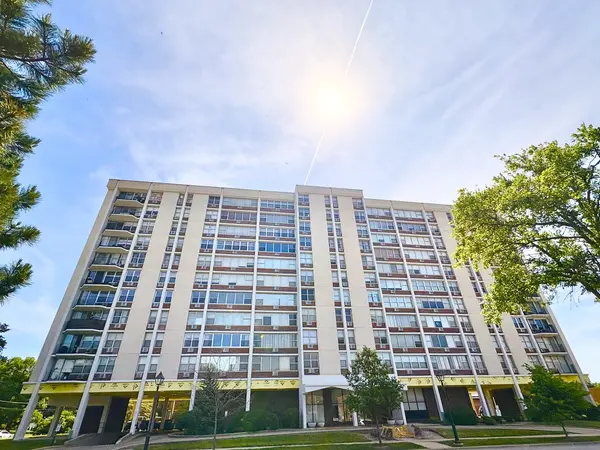 33 N Main ST #6G,  Lombard,  IL 60148