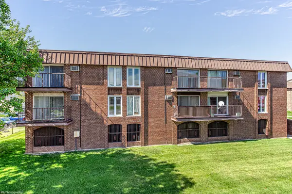 10408 Menard AVE #3, Oak Lawn, IL 60453
