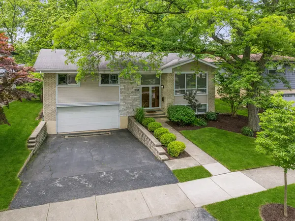 409 Brookside DR, Wilmette, IL 60091