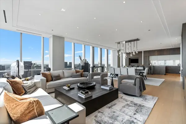 14 W Superior ST #6201, Chicago, IL 60654