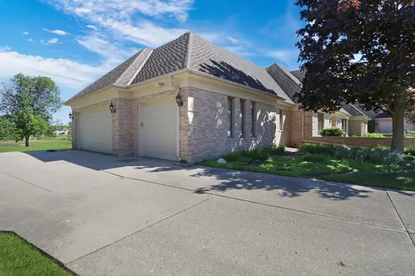 3011 Cyprus CT, Buffalo Grove, IL 60089
