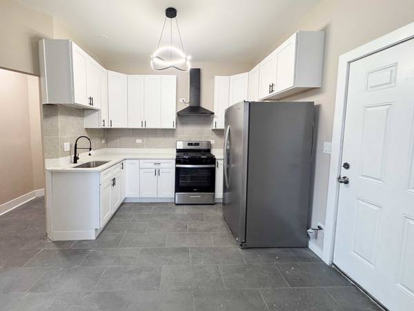 6640 S UNION AVE, Chicago, IL 60621