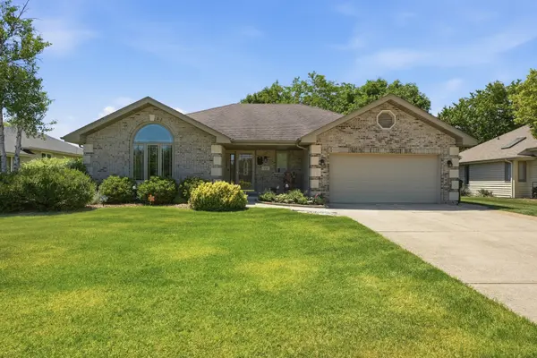 9911 195th ST, Mokena, IL 60448